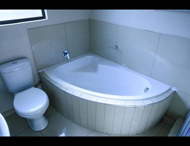 2 BEDROOM HOUSE FOR SALE IN REIGERPARK